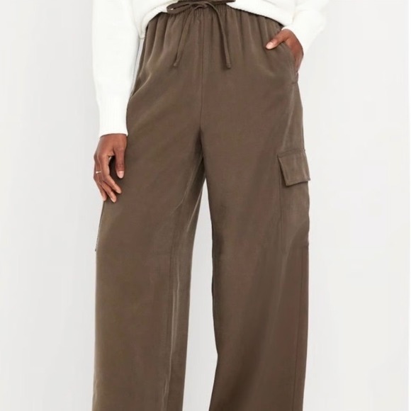 Old Navy Pants - Old Navy Extra High-Waisted Drapey Cargo Super Wide-Leg Pants Sz XXL Olive Green